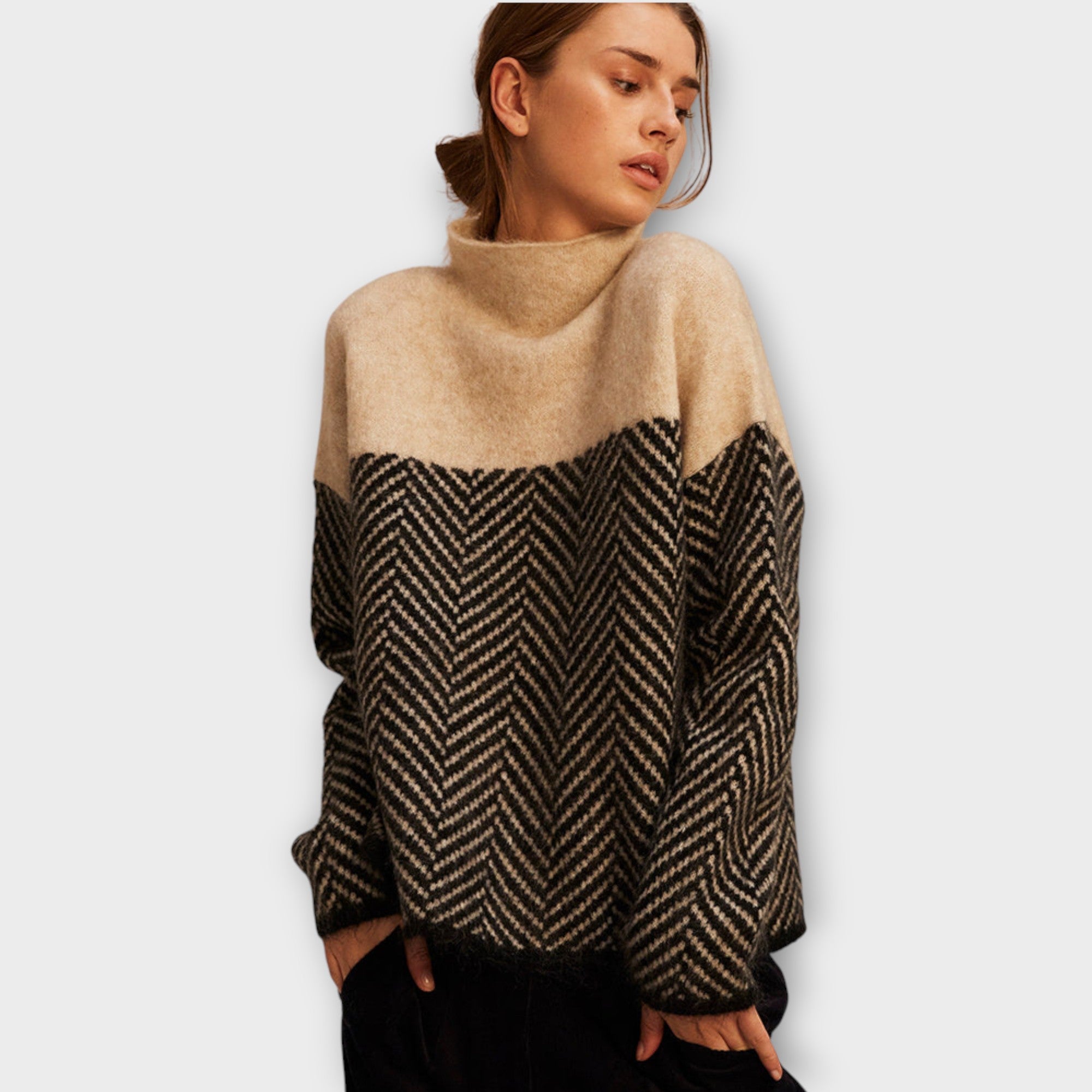 Nerelle|Tidlös stickad tröja med skandinavisk elegans