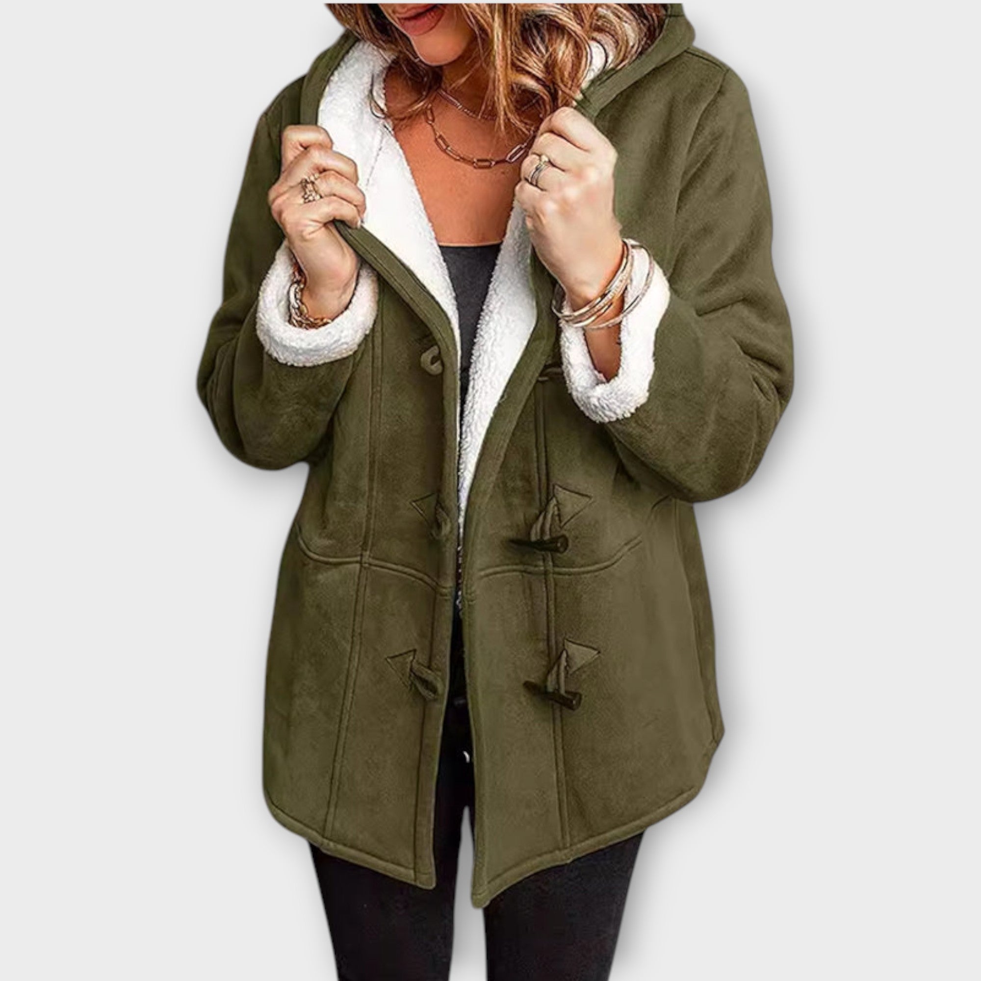 Alina™ – Elegant kapp i mockaimitation med mjuk fuskpälsfoder